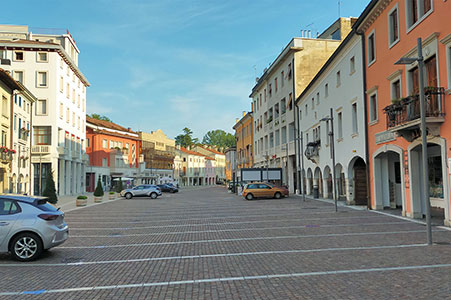 Piazza Indipendenza allo stato attuale